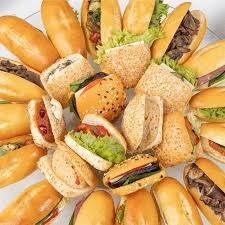 الأطعمة والمطاعم